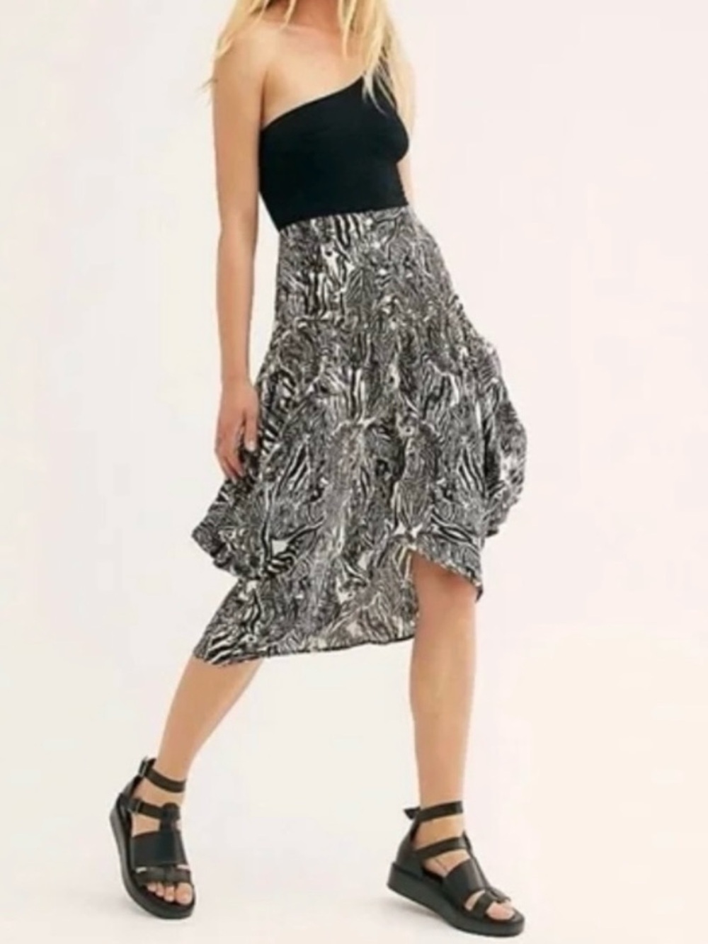 Free People Handkerchief Black & White Zebra Print Midi Skirt.Size 6